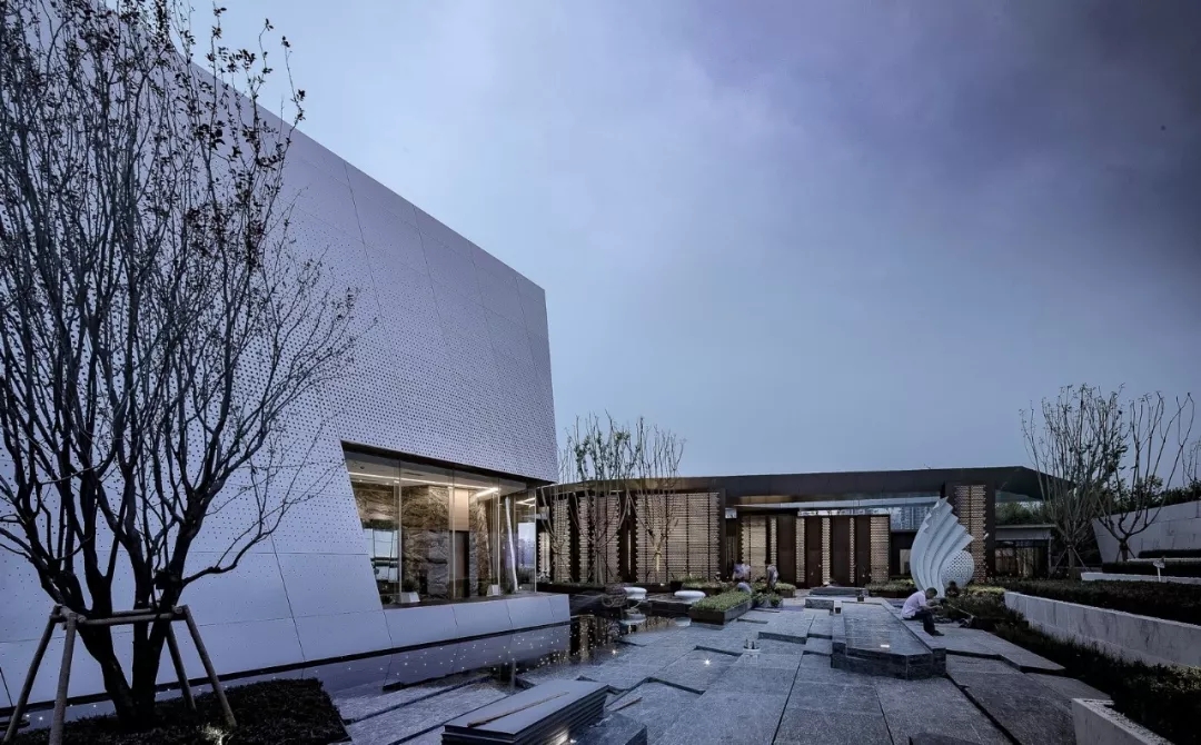 面向內(nèi)庭院的洞口 by蘇圣亮，天華建筑設(shè)計